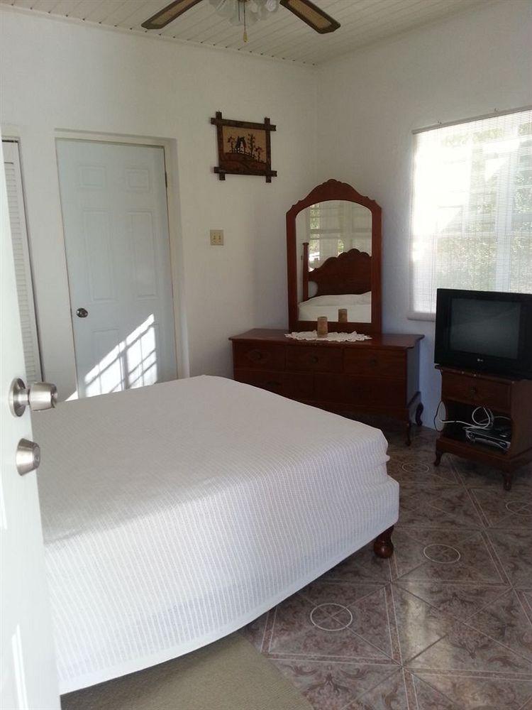 Polish Princess Guest House Πορτ Αντόνιο Εξωτερικό φωτογραφία