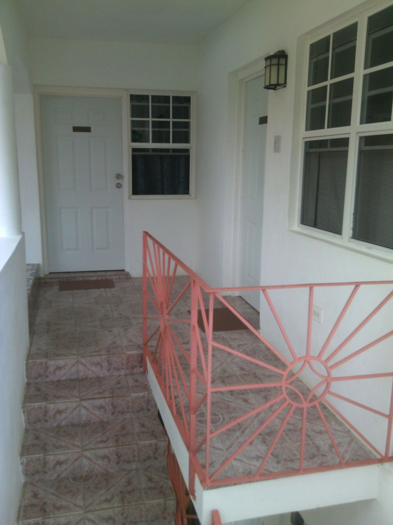 Polish Princess Guest House Πορτ Αντόνιο Εξωτερικό φωτογραφία