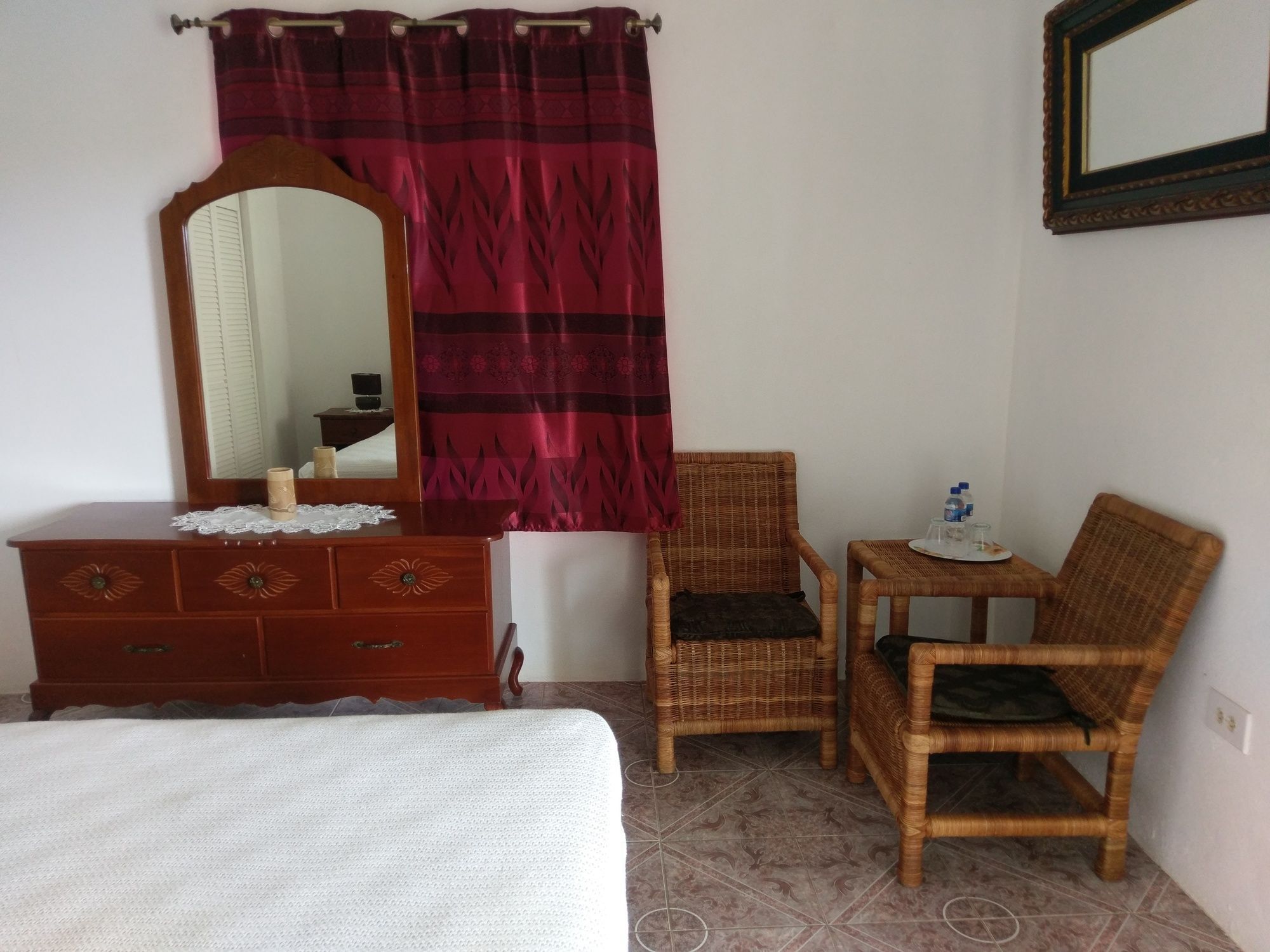Polish Princess Guest House Πορτ Αντόνιο Εξωτερικό φωτογραφία